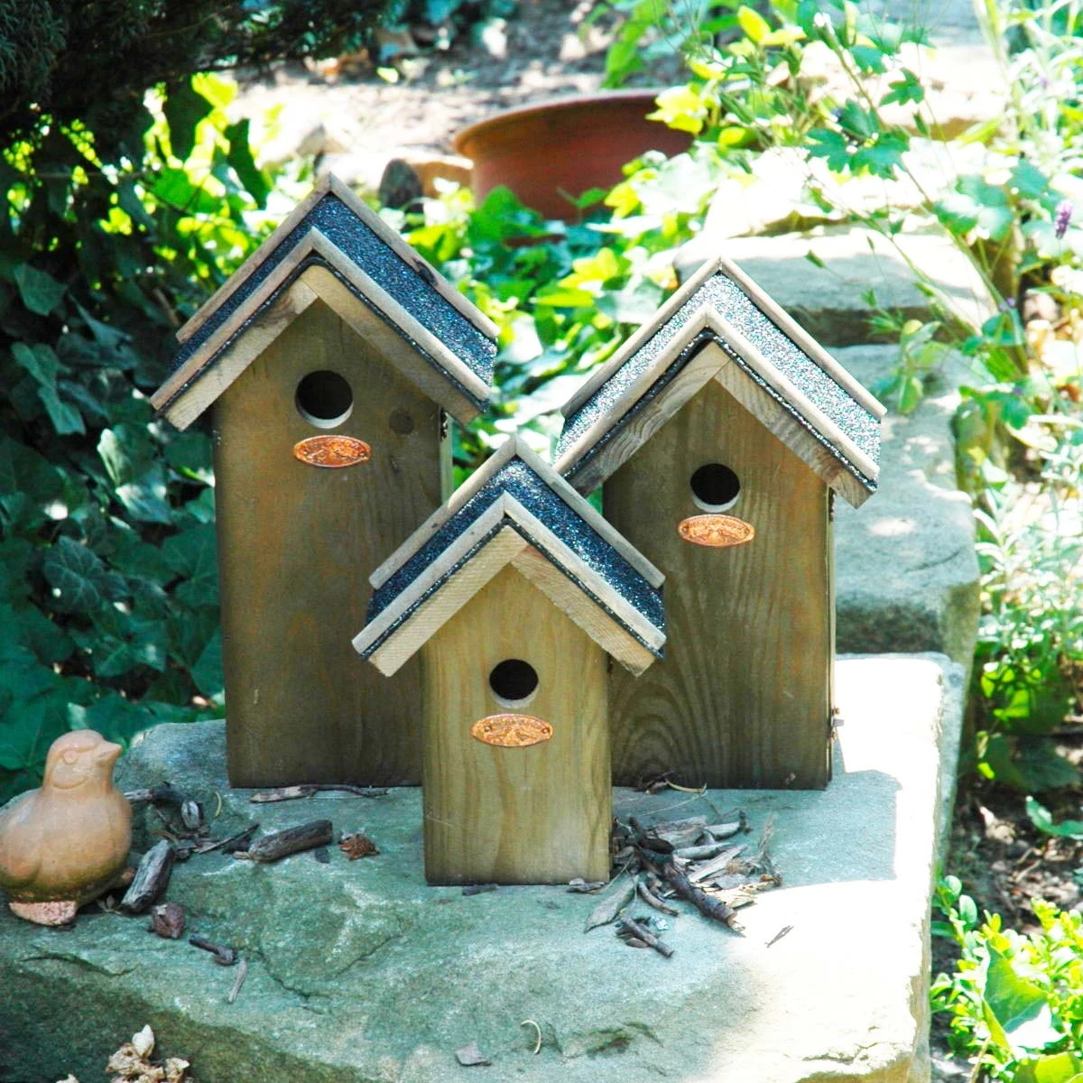 ESSCHERT DESIGN Birdhouse - Blue Tit | ↑ 27.5 Cm | Nest Box | Pinewood With Bitumen Roof 4 ESSCHERT DESIGN Birdhouse - Blue Tit | ↑ 27.5 Cm | Nest Box | Pinewood With Bitumen Roof - Image 2